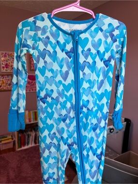Little Sleepies Blue Watercolor Hearts Zippy 12-18M VGUC